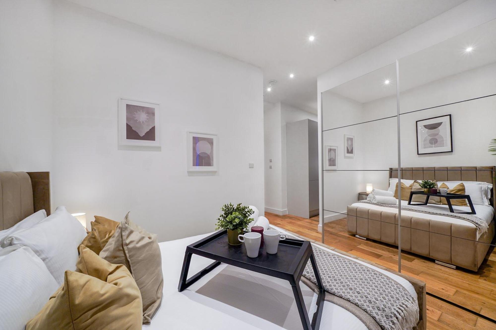 Grand In Apartment *